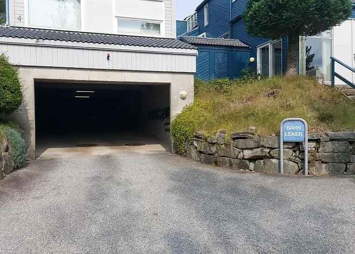 Forus 2 Bedroom 公寓 *